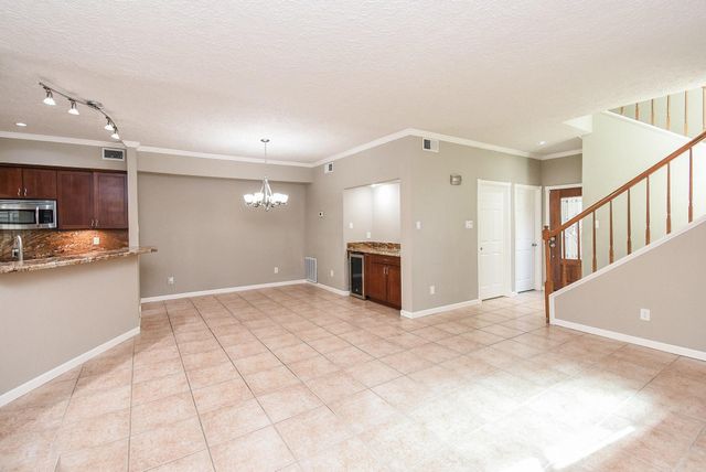 9400 Doliver Drive 56, Houston, TX 77063