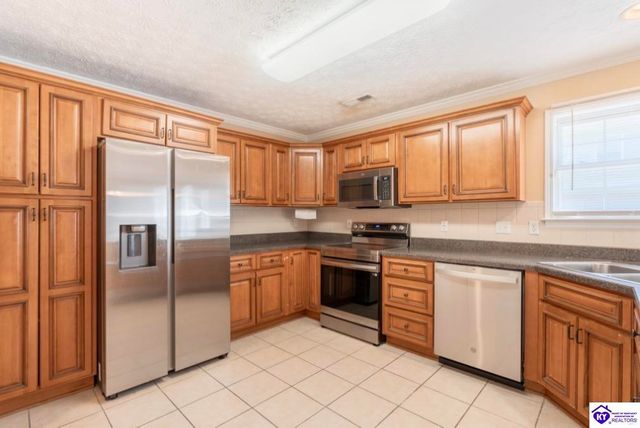 587 Atcher Street, Radcliff, KY 40160