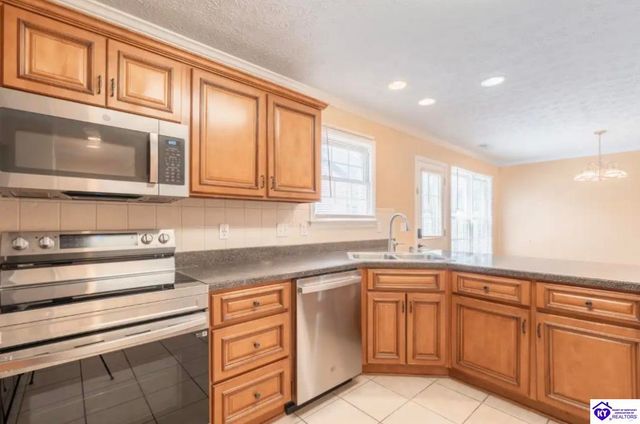 587 Atcher Street, Radcliff, KY 40160