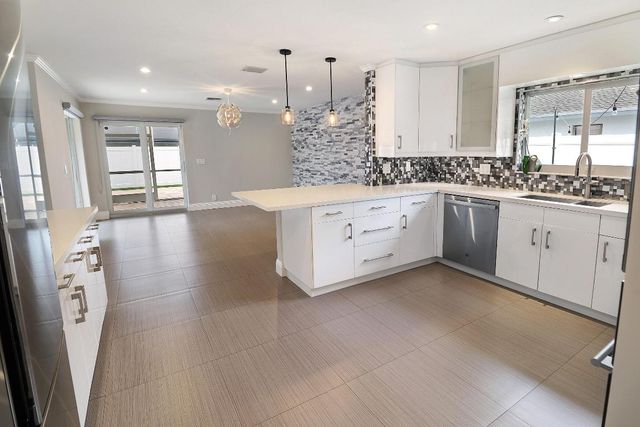 18159 181st Circle S, Boca Raton, FL 33498