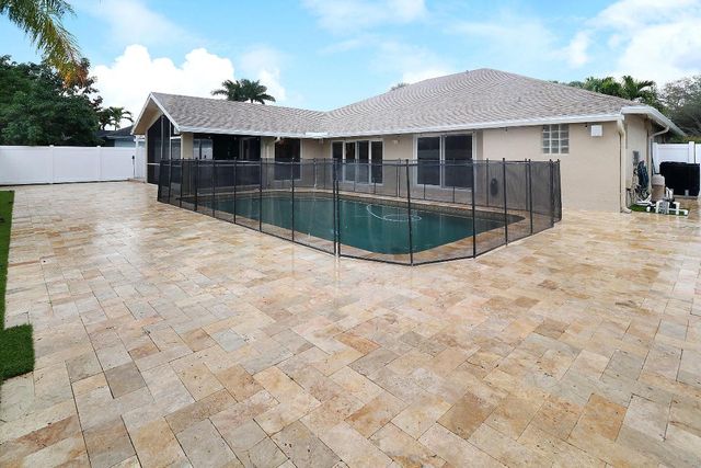 18159 181st Circle S, Boca Raton, FL 33498