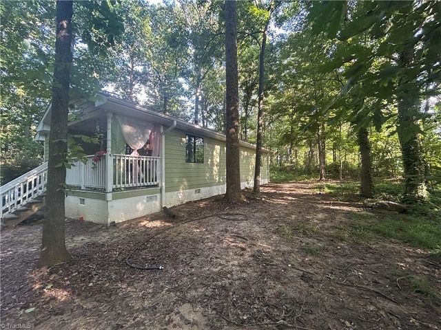 5840 & 5842 Hedgecock Road, Kernersville, NC 27284