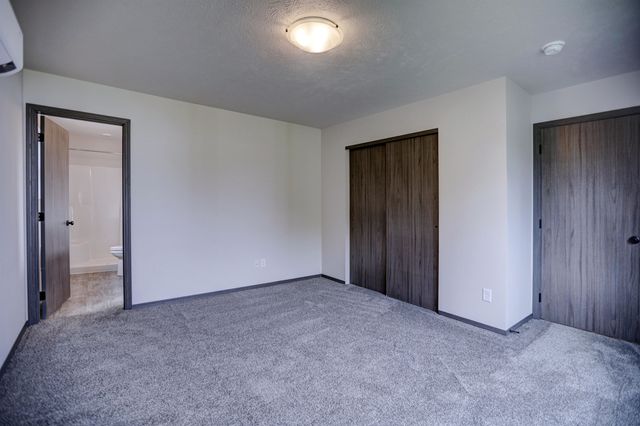 407 N Martini Ln, Spokane Valley, WA 99206