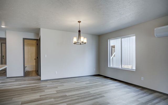 407 N Martini Ln, Spokane Valley, WA 99206