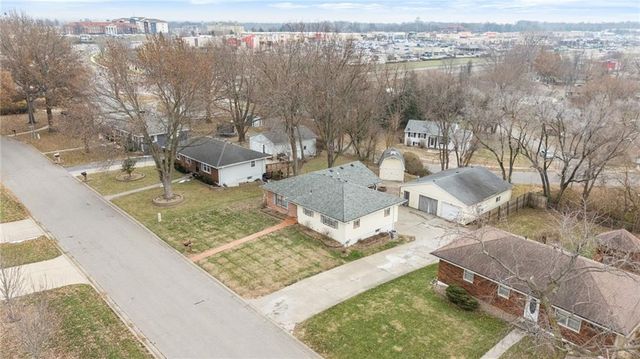 3118 Dover Street, St Joseph, MO 64506