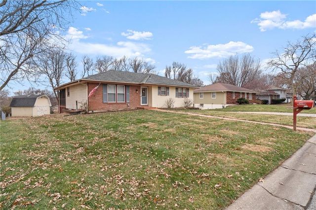 3118 Dover Street, St Joseph, MO 64506