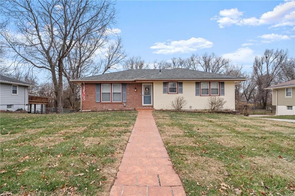 3118 Dover Street, St Joseph, MO 64506