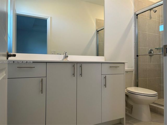 28481 SW 132nd Ct, Homestead, FL 33033