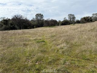 64 Victoria Lane, Oakhurst, CA 93644