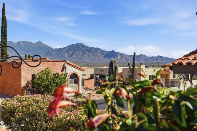 1331 W Calle Serrano, Green Valley, AZ 85622