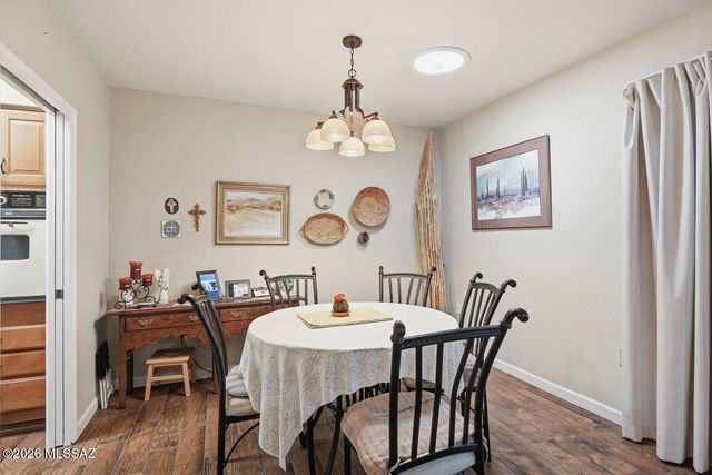 1331 W Calle Serrano, Green Valley, AZ 85622