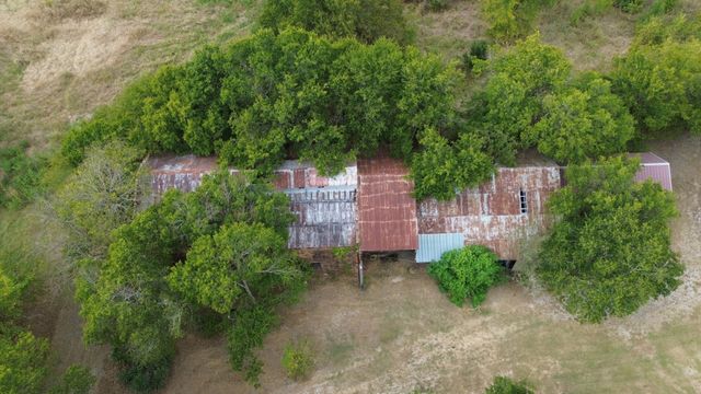 111 Park Street, Ladonia, TX 75449
