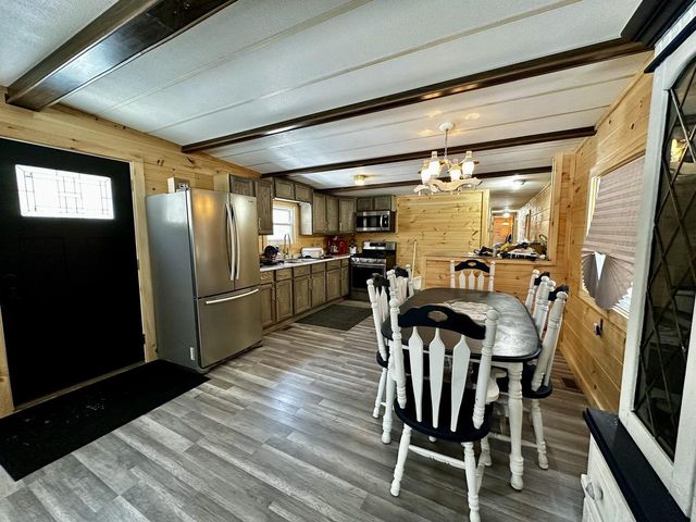 N9888 17th Avenue, Necedah, WI 54646