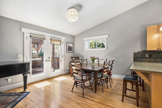 2955 NW Bordeaux Lane, Bend, OR 97703