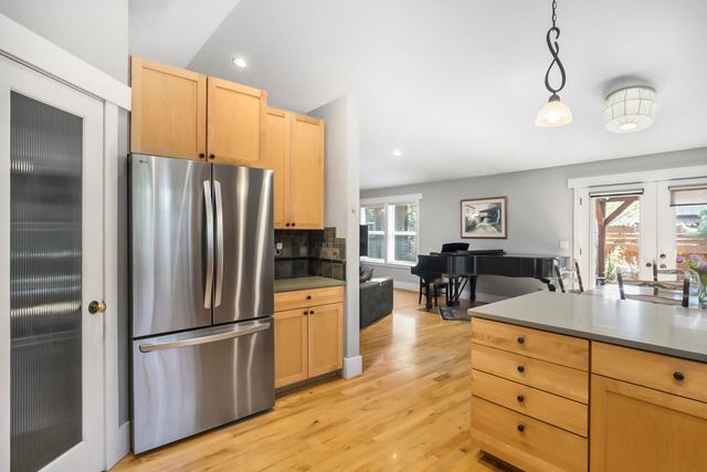 2955 NW Bordeaux Lane, Bend, OR 97703