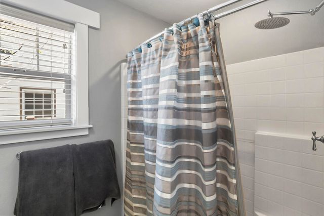 2955 NW Bordeaux Lane, Bend, OR 97703