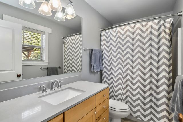 2955 NW Bordeaux Lane, Bend, OR 97703