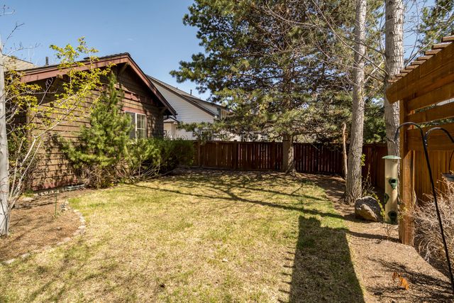 2955 NW Bordeaux Lane, Bend, OR 97703