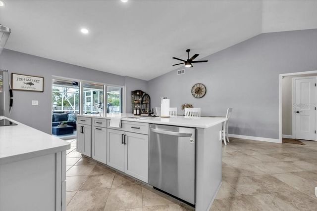 941 SPRINGVIEW AVENUE NW, Port Charlotte, FL 33948