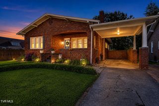 210 South Watauga Avenue, Elizabethton, TN 37643