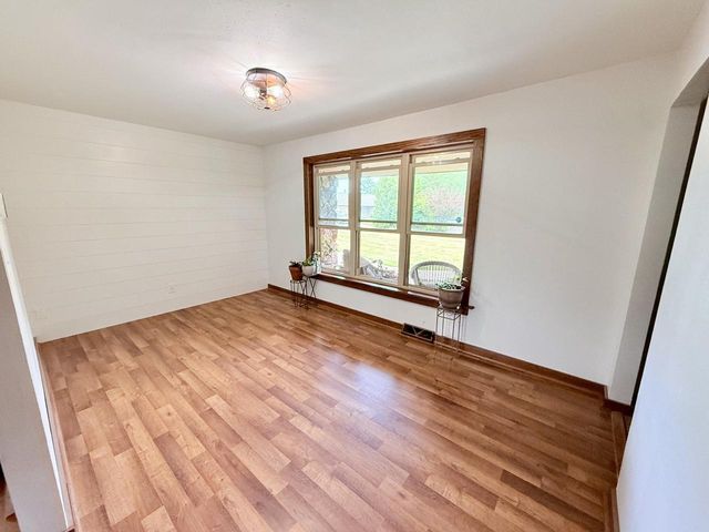 2556 N Green Bay ROAD, Mount Pleasant, WI 53405