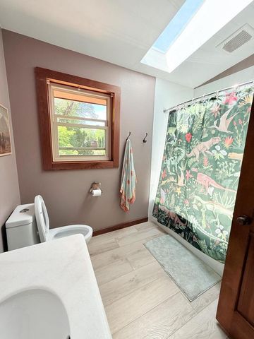 2556 N Green Bay ROAD, Mount Pleasant, WI 53405