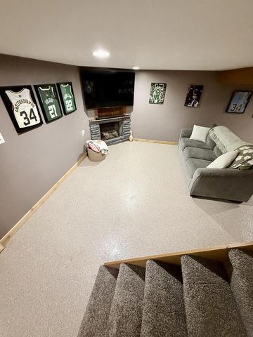 2556 N Green Bay ROAD, Mount Pleasant, WI 53405