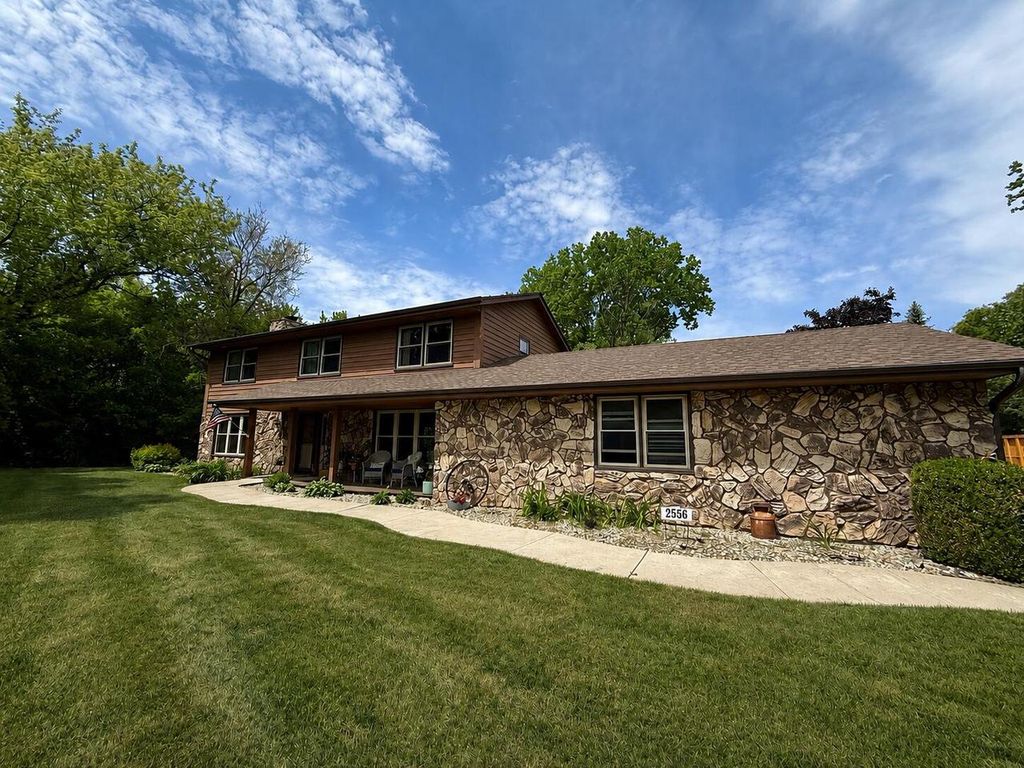 2556 N Green Bay ROAD, Mount Pleasant, WI 53405