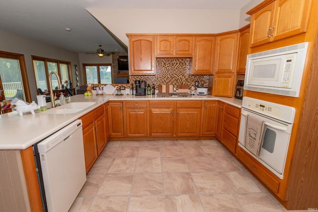 24465 Copper Ridge Drive, Goshen, IN 46526