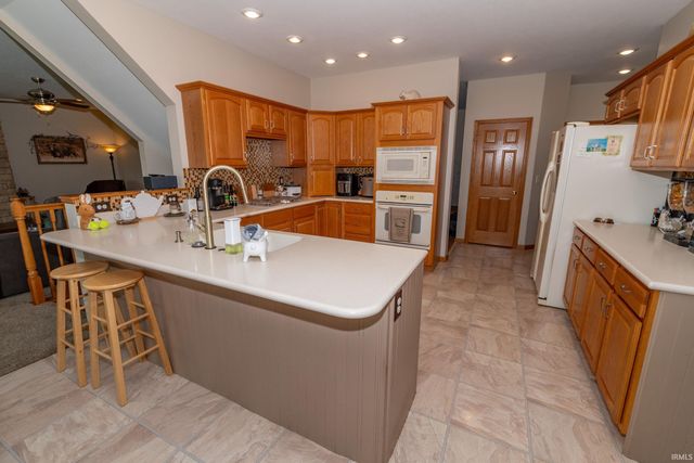 24465 Copper Ridge Drive, Goshen, IN 46526