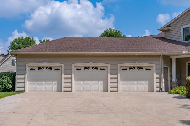 24465 Copper Ridge Drive, Goshen, IN 46526