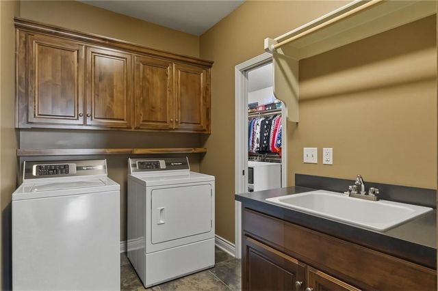 12309 W 160th Street, Overland Park, KS 66221