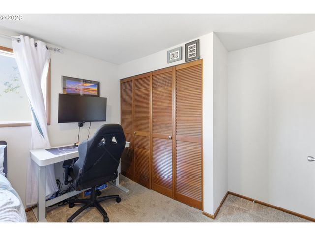 320 KINGSBURY Ave, Eugene, OR 97404