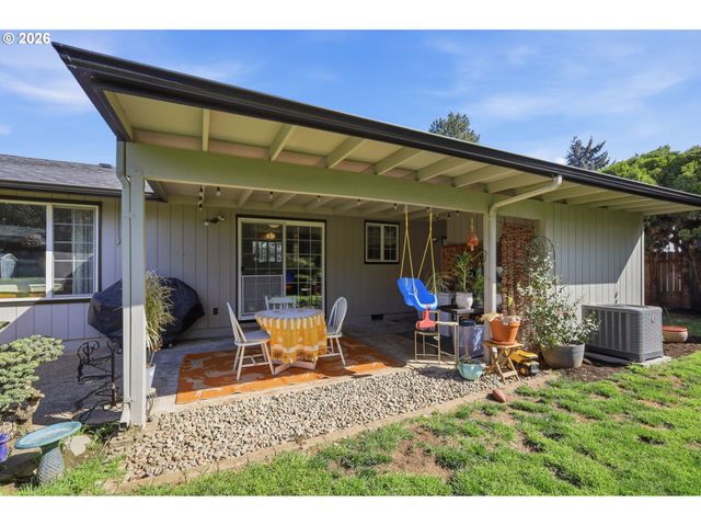 320 KINGSBURY Ave, Eugene, OR 97404