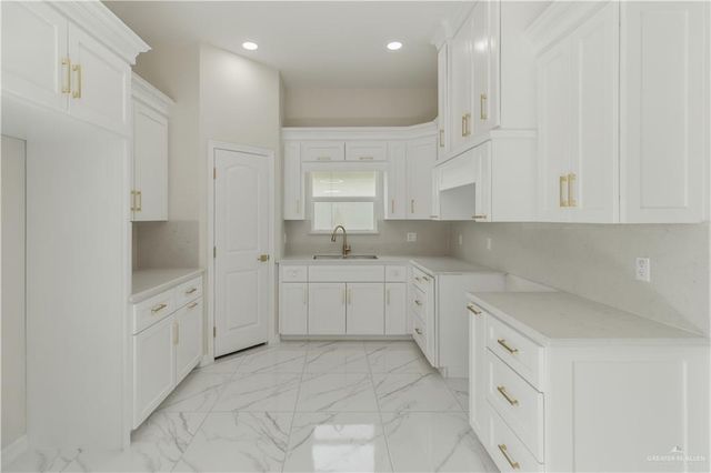 217 S 17th Street, Donna, TX 78537