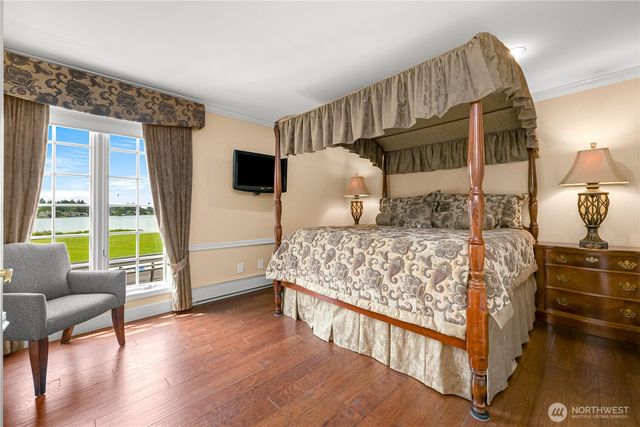 7245 Barbers Grove Lane, Lynden, WA 98264