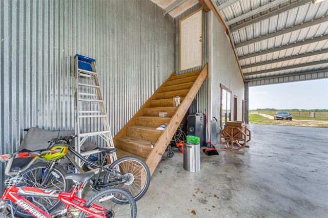 1630 County Road 370, El Campo, TX 77437