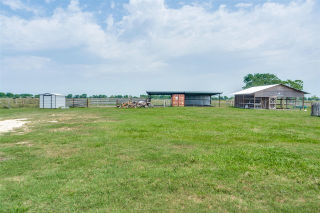 1630 County Road 370, El Campo, TX 77437