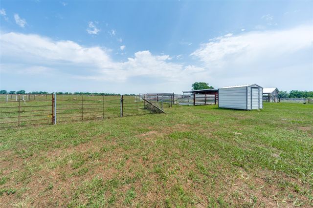 1630 County Road 370, El Campo, TX 77437