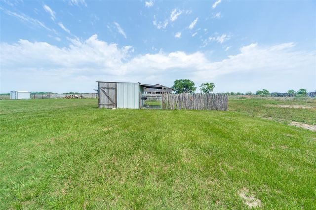 1630 County Road 370, El Campo, TX 77437