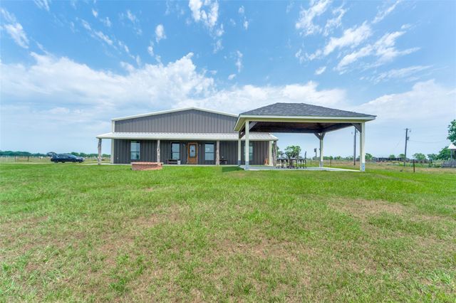 1630 County Road 370, El Campo, TX 77437
