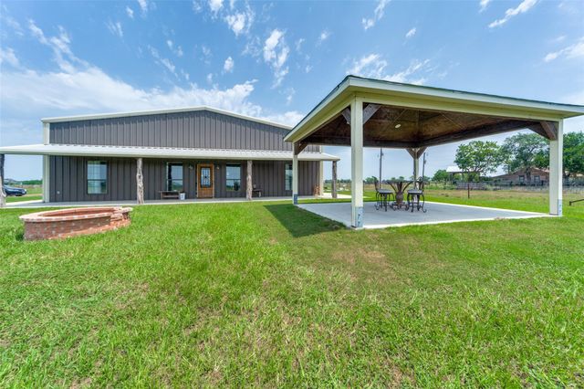 1630 County Road 370, El Campo, TX 77437
