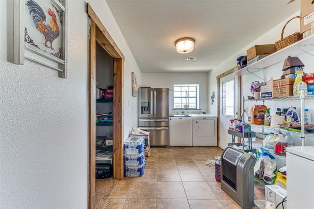 1630 County Road 370, El Campo, TX 77437