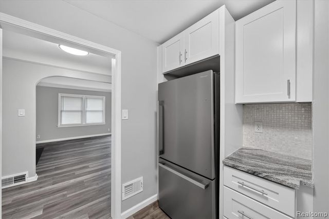 19749 Imperial Highway, Redford, MI 48240