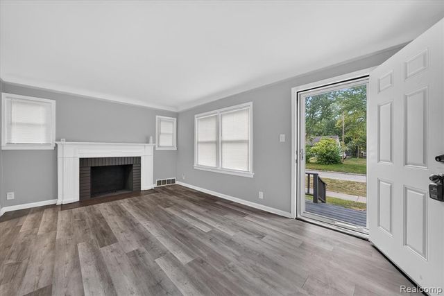 19749 Imperial Highway, Redford, MI 48240