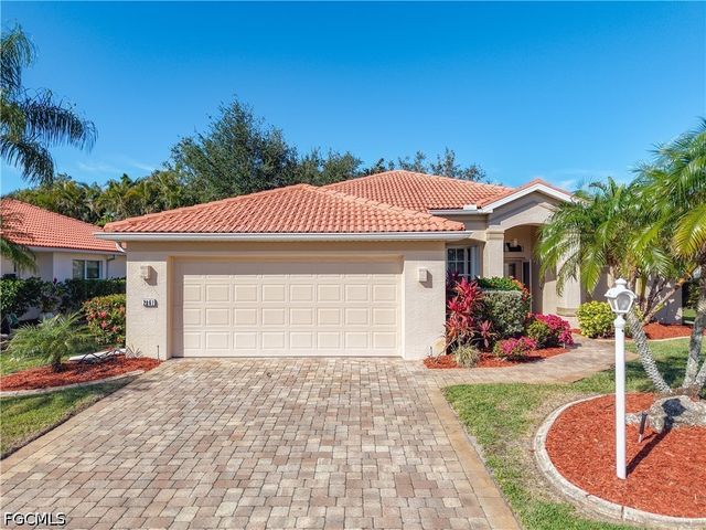 2061 Corona Del Sire DR, North Fort Myers, FL 33917