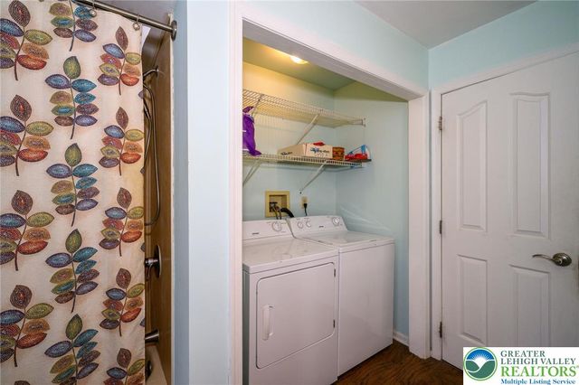 410 East Mayfield Circle, Bethlehem City, PA 18020