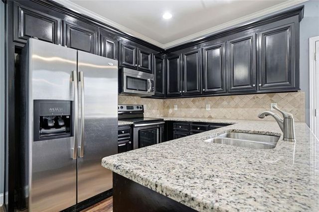 2261 Line Drive, Lawrenceville, GA 30043