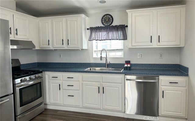 327 W Wilson 82, Costa Mesa, CA 92627