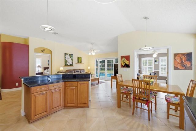 392 TAVERNIER CIRCLE, Oldsmar, FL 34677